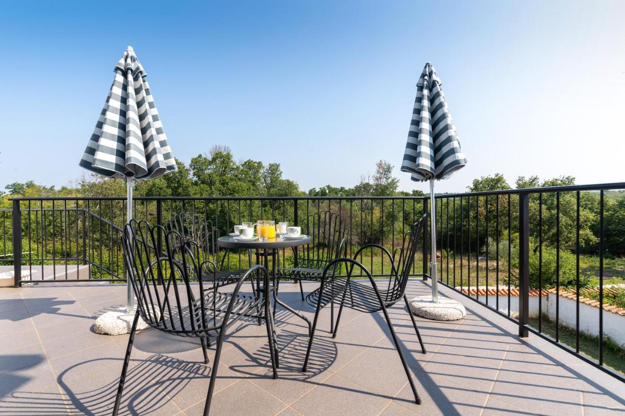 Apartments Oliva Porec Exterior photo